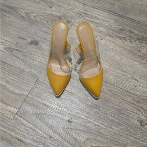 BCBGeneration Yellow Pointed Toe PVC Strap Mules